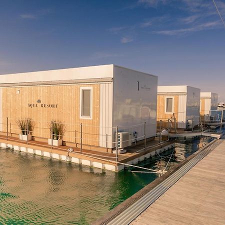 Aqua Resort Giulianova - Houseboat Experience Ngoại thất bức ảnh