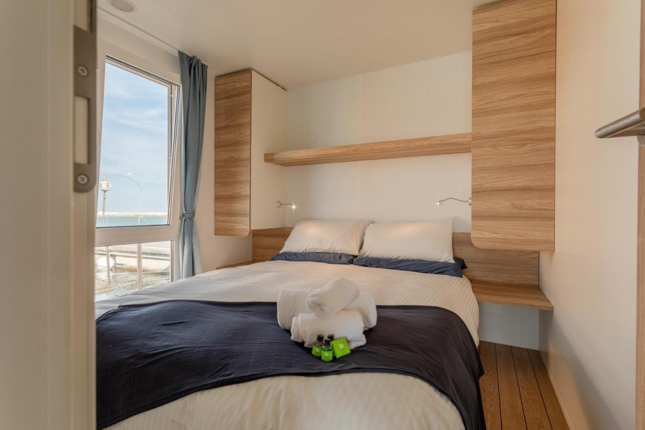Aqua Resort Giulianova - Houseboat Experience Ngoại thất bức ảnh