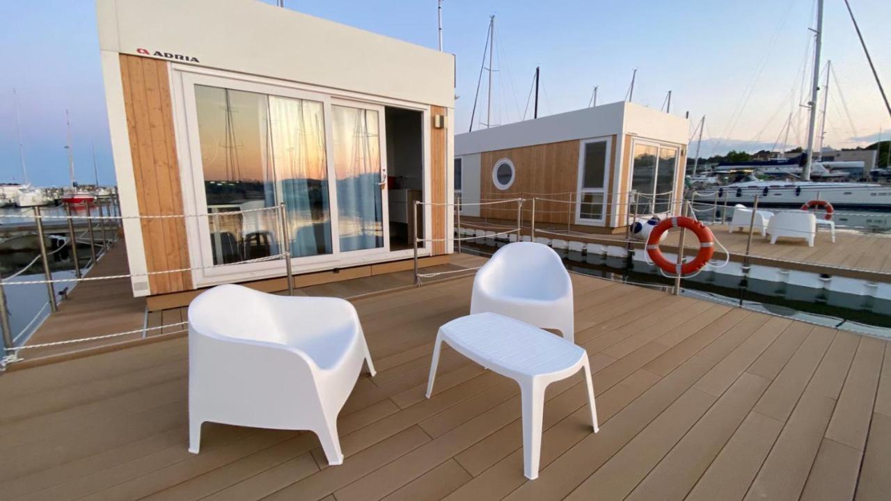 Aqua Resort Giulianova - Houseboat Experience Ngoại thất bức ảnh
