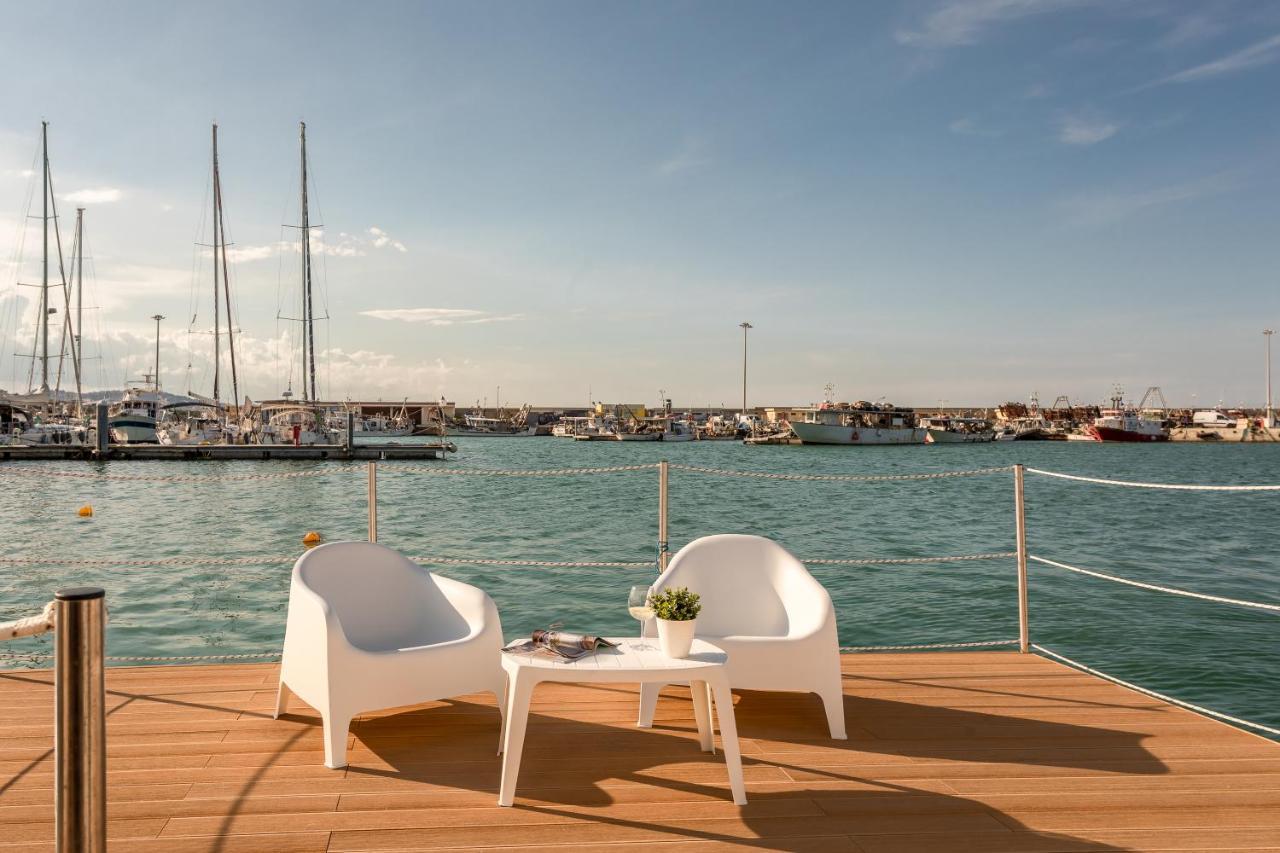 Aqua Resort Giulianova - Houseboat Experience Ngoại thất bức ảnh