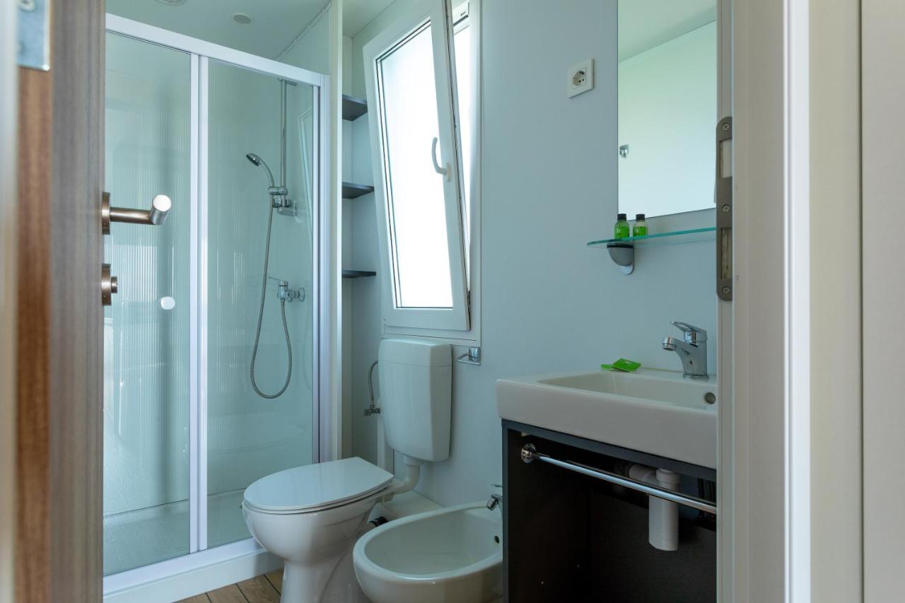 Aqua Resort Giulianova - Houseboat Experience Ngoại thất bức ảnh