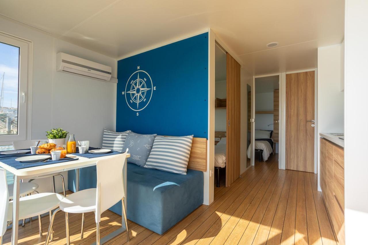 Aqua Resort Giulianova - Houseboat Experience Ngoại thất bức ảnh